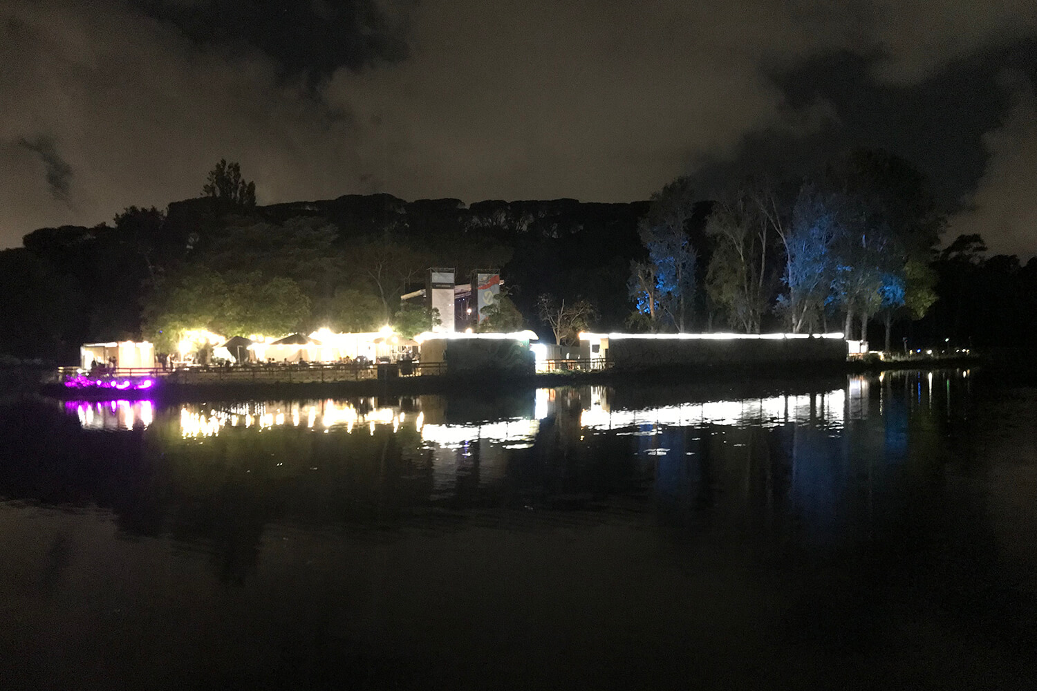 Burningmax: Breathe | Art installation | Villa Ada lake, Rome Italy | Installation details